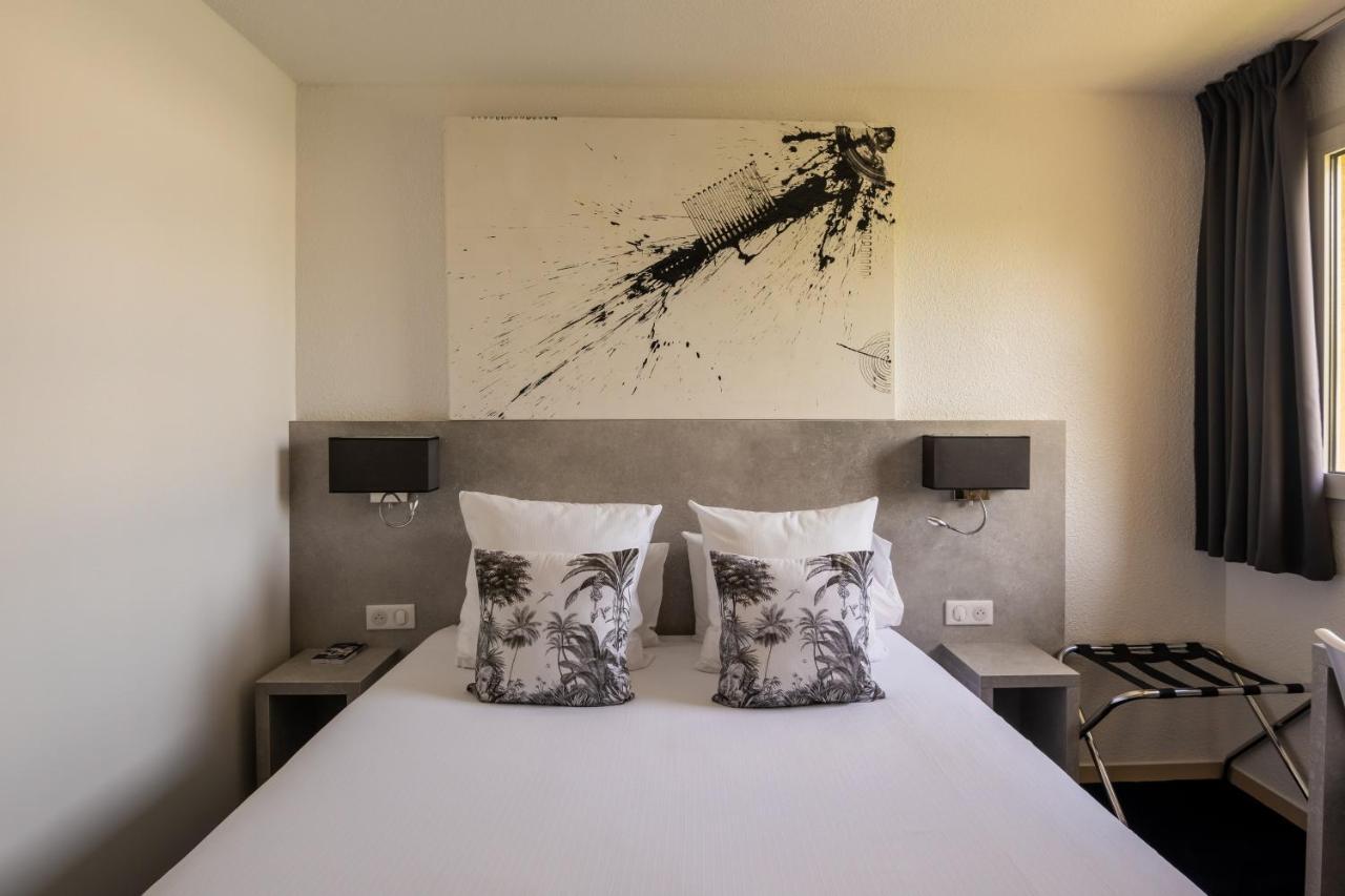 Logis Hotel Restaurant Le Clos Fleuri Castelnaudary Exterior photo