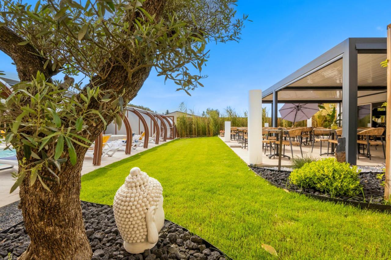Logis Hotel Restaurant Le Clos Fleuri Castelnaudary Exterior photo