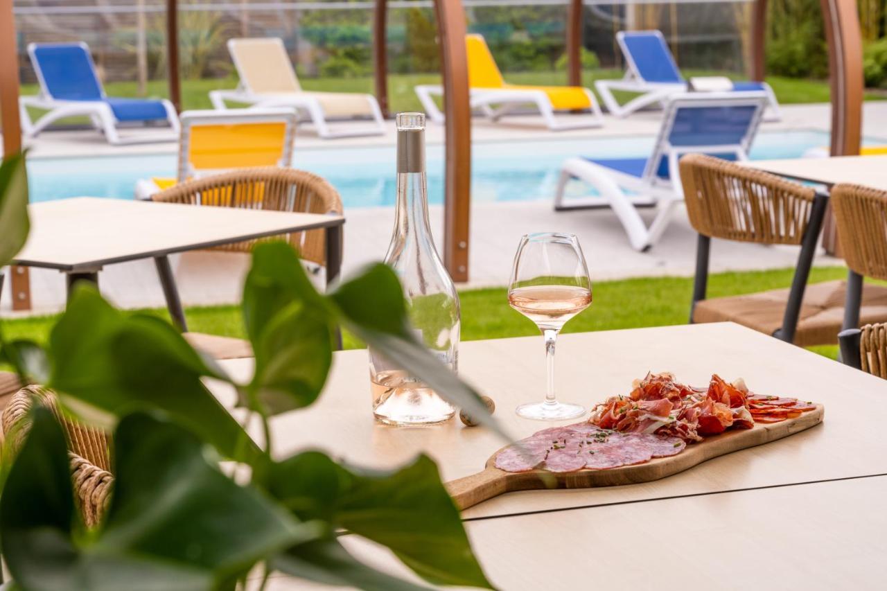 Logis Hotel Restaurant Le Clos Fleuri Castelnaudary Exterior photo